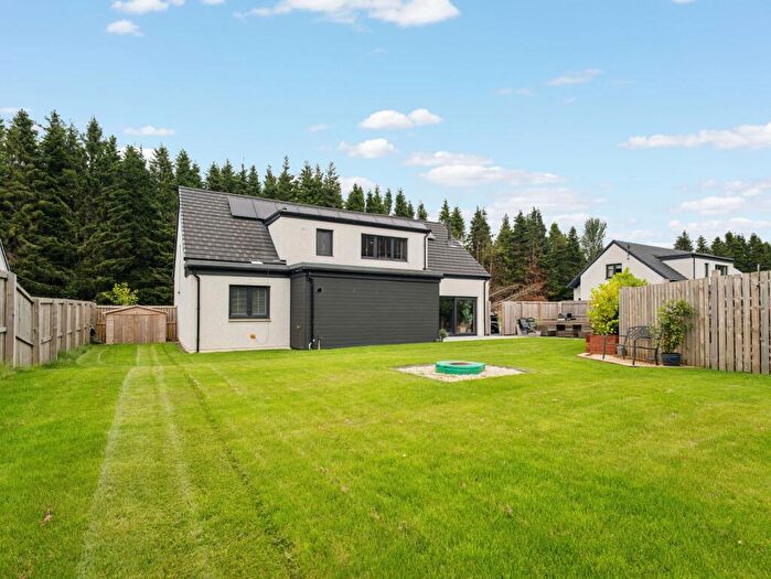 4 Bedroom Detached House For Sale In Gartcarron, Denny Road, Fintry, Glasgow, G63