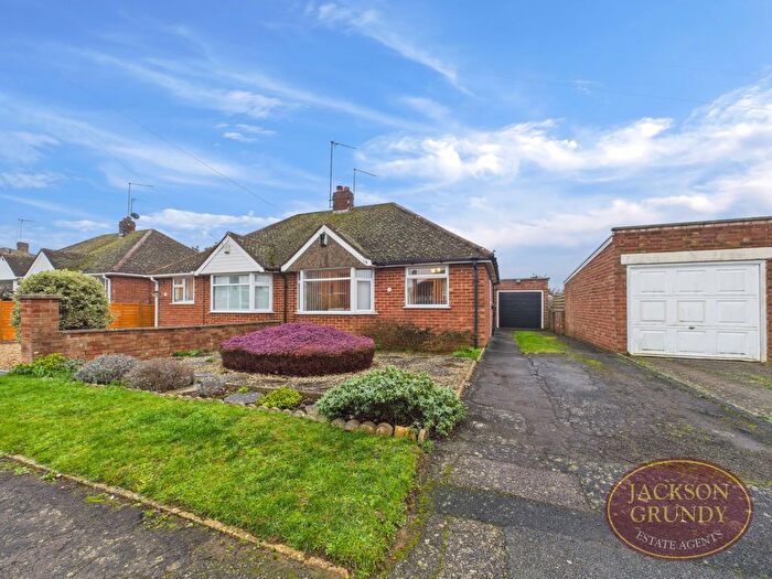 1 Bedroom Bungalow For Sale In Harvey Lane, Moulton, NN3
