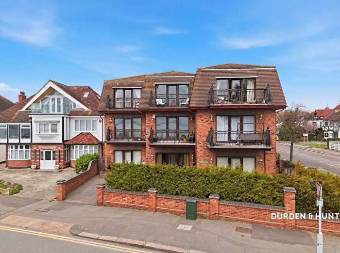 2 Bedroom Flat For Sale In The Beachfront, Chalkwell Esplanade, SS0