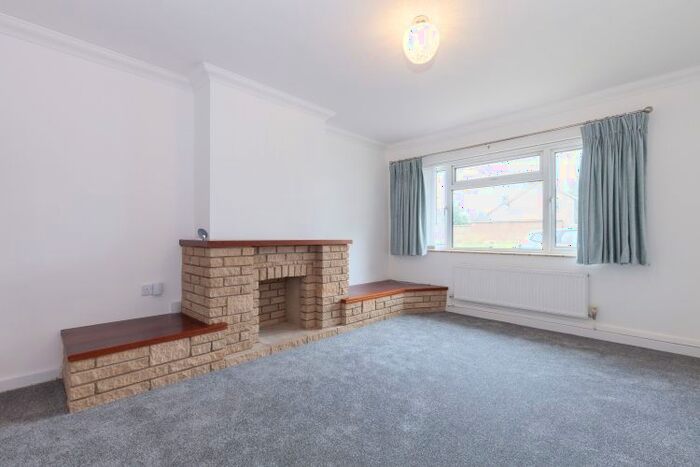 2 Bedroom Bungalow To Rent In Jordan Hill Road, Oxford, OX2