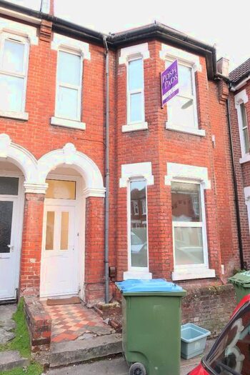 6 Bedroom Property To Rent In Shakespeare Avenue, Southampton, SO17