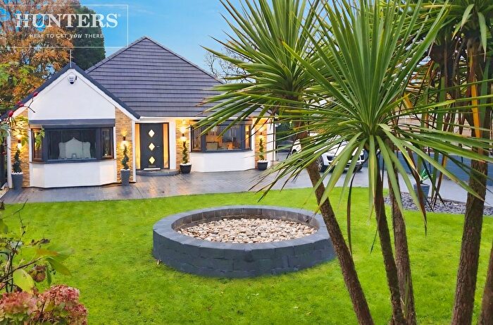 3 Bedroom Detached Bungalow For Sale In Common Road, Brierley, Barnsley, S72