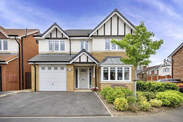 4 Bedroom Detached House For Sale In Newstead Grove, Harworth And Bircotes, Doncaster, South Yorkshire, DN11