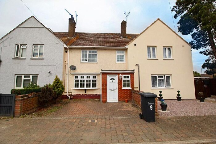 3 Bedroom Terraced House To Rent In Pauls Green, Waltham Cross, EN8