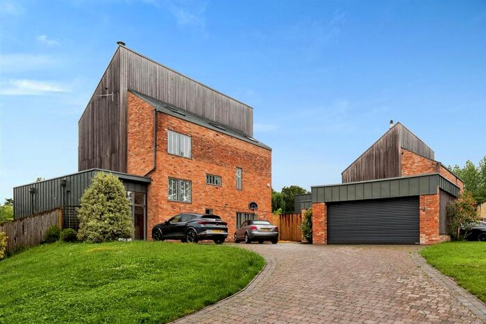 6 Bedroom Detached House For Sale In Argos Hill, Rotherfield, Crowborough, TN6