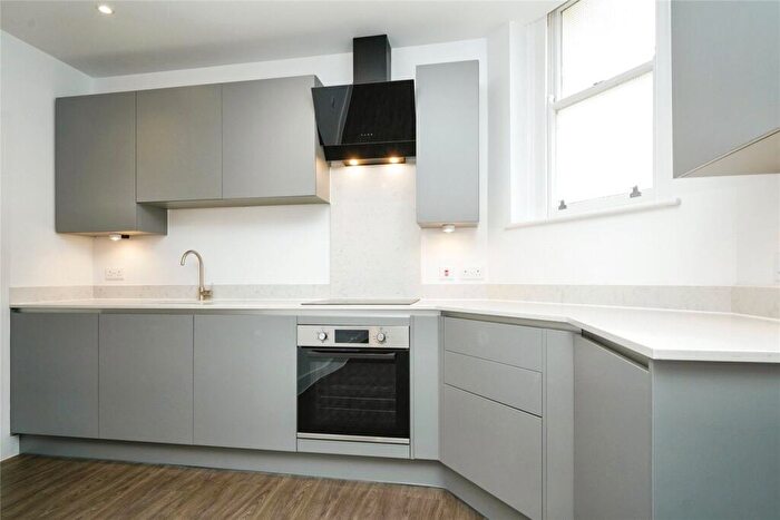 1 Bedroom Flat To Rent In Lypiatt Road, GL50