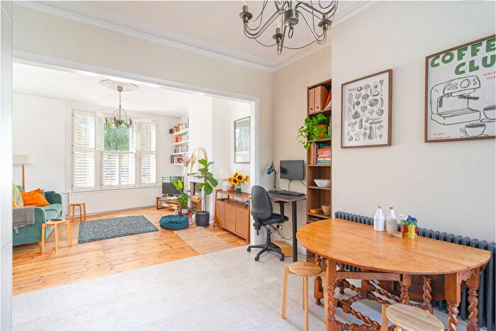 1 Bedroom Flat For Sale In St Julian's Farm Road, West Norwood, London, SE27