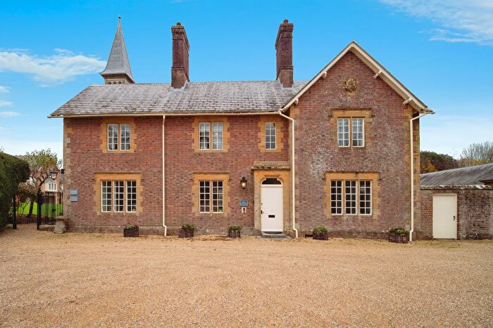 2 Bedroom Flat For Sale In The Stables, Puddletown, Dorchester, DT2