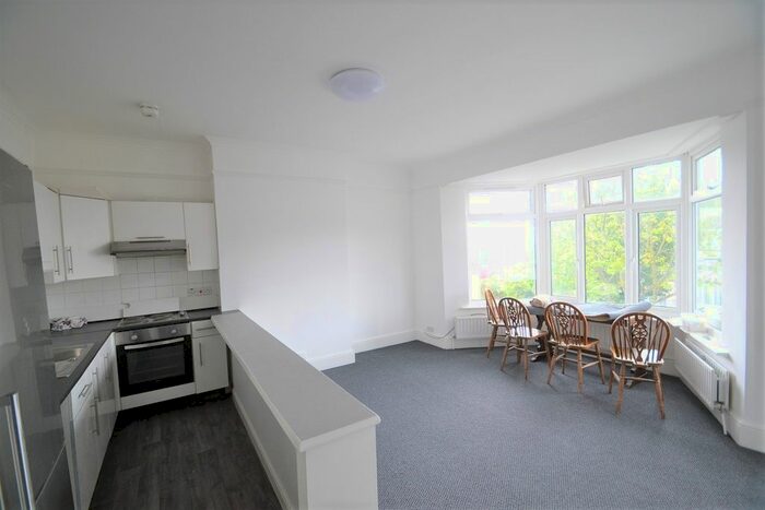 3 Bedroom Flat To Rent In Flamsted Avenue, Wembley, HA9