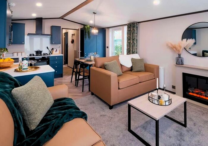 2 Bedroom Mobile/park Home For Sale In High Lane, Sutton On Derwent, York, YO41