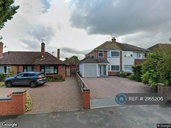 3 Bedroom Semi-Detached House To Rent In Alwyn Road, Rugby, CV22