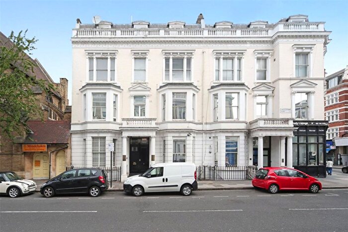 Studio To Rent In Castletown Road, London, W14