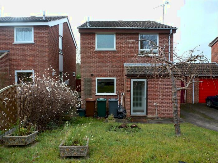 3 Bedroom Property To Rent In Pinfold Close, Repton, Derby, DE65