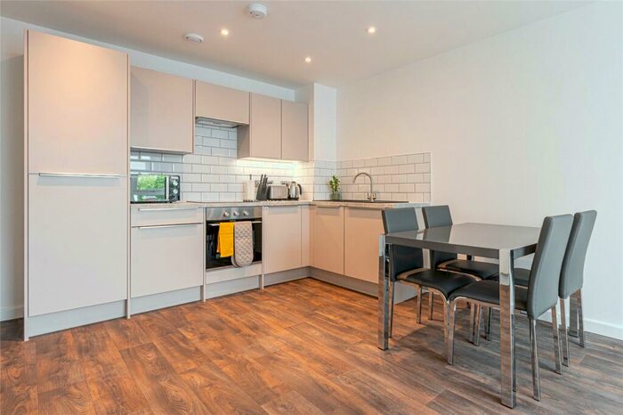 2 Bedroom Apartment To Rent In Moseley Gardens, Moseley Street, Birmingham, B12