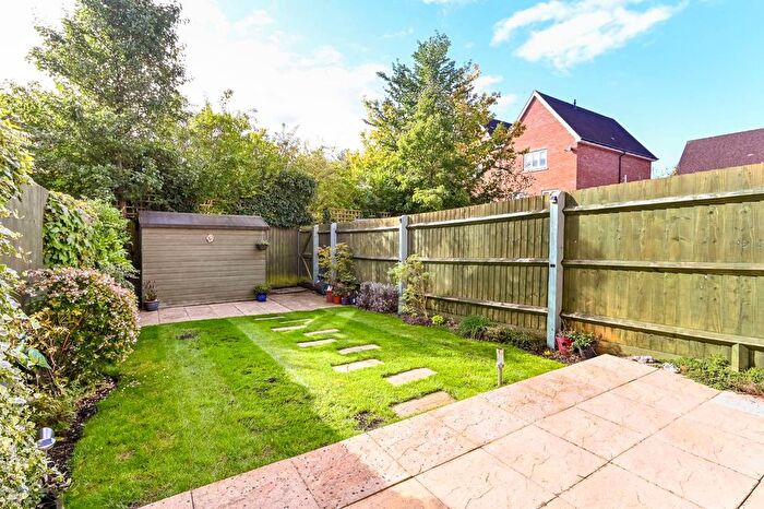 3 Bedroom Terraced House For Sale In Meyers Close, Slough, SL3