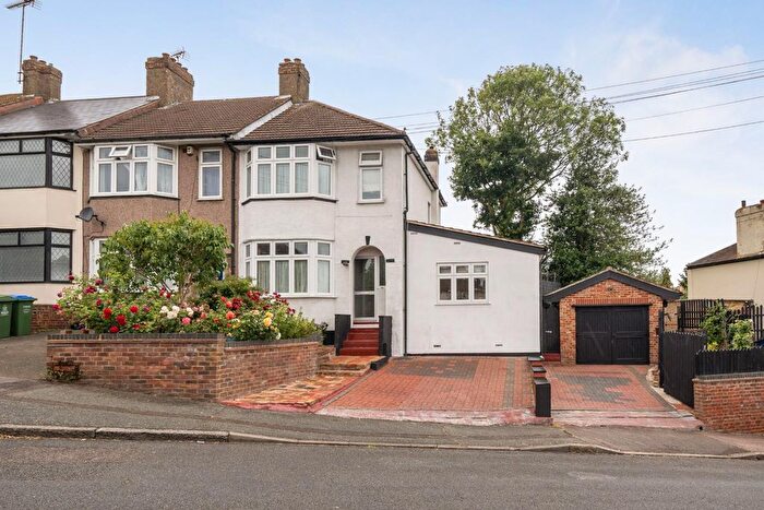 4 Bedroom End Terrace House For Sale In Milton Road, Belvedere, DA17