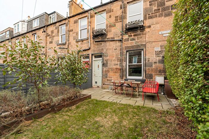 2 Bedroom Flat For Sale In Woodbine Terrace, Edinburgh, EH6