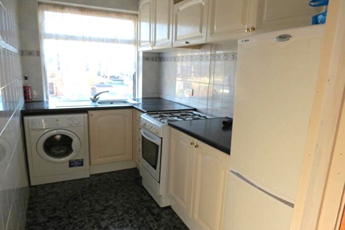 2 Bedroom Apartment To Rent In Dartford Road, Dartford, DA1
