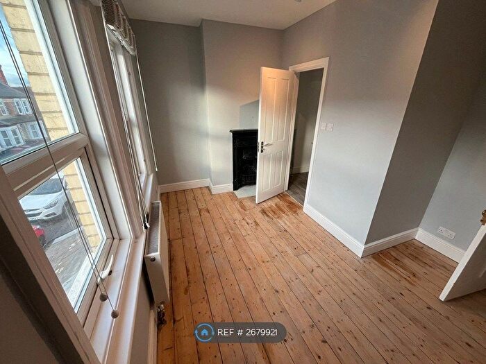 4 Bedroom Terraced House To Rent In Norris Road, Reading, RG6