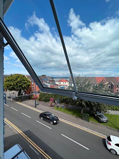 3 Bedroom Flat To Rent In Mumbles Road, Swansea, SA1