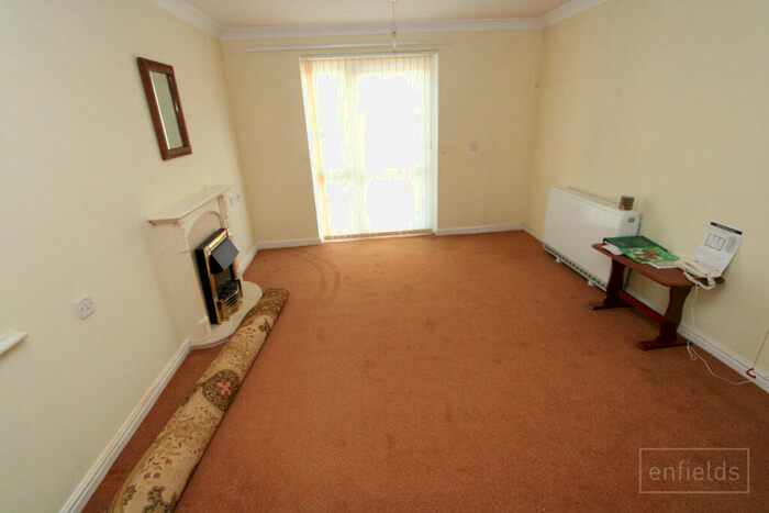 2 Bedroom Flat For Sale In Oakley Road, Southampton, SO16