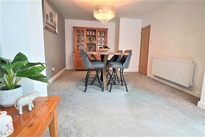 2 Bedroom Detached Bungalow For Sale In Julian Way, Hopton-on-sea, Great Yarmouth, NR31