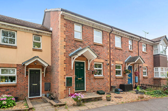 2 Bedroom Terraced House For Sale In Hatch Mead, West End, Southampton, Hampshire, SO30