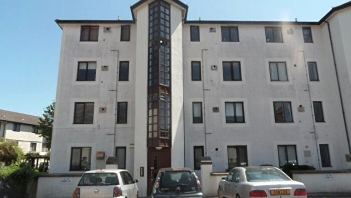 1 Bedroom Flat To Rent In Brunswick Court, Russell Street, Swansea., SA1