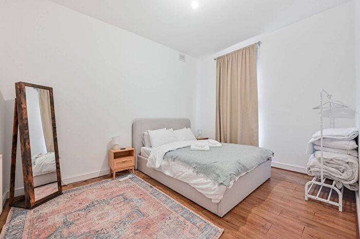 1 Bedroom Flat To Rent In Blackheath Hill, Greenwich, London, SE10