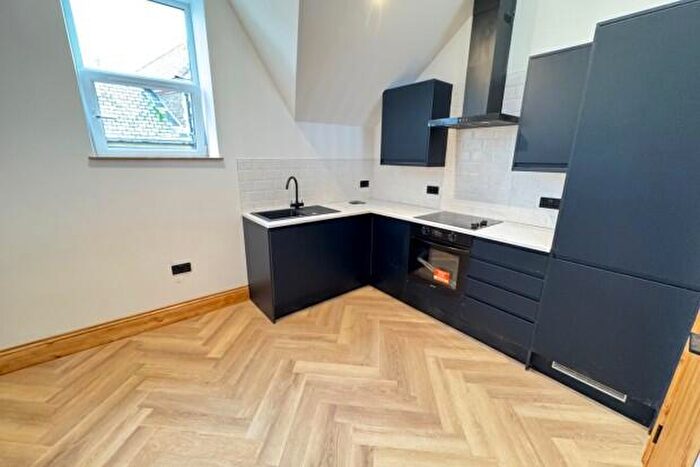 2 Bedroom Flat To Rent In Mackintosh Place Cardiff, CF24