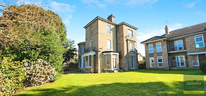 2 Bedroom Apartment To Rent In Cambridge Road, Lexden, Colchester, CO3