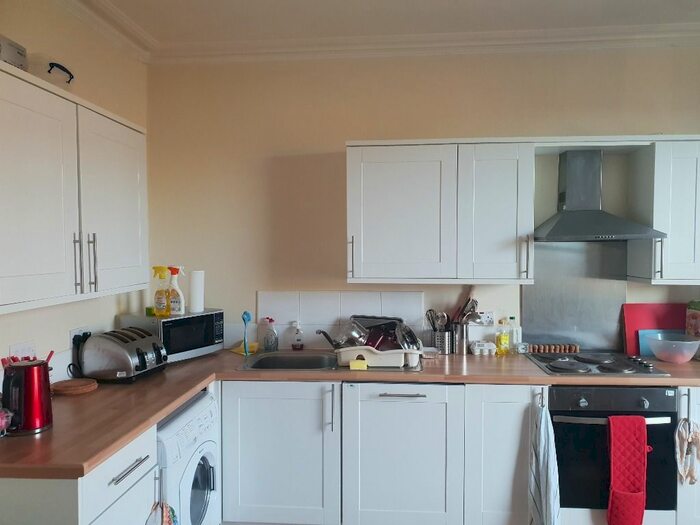 3 Bedroom Flat To Rent In Union Place, West End, Dundee, DD2