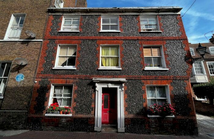 8 Bedroom Semi Detached House For Sale In King Street, Margate, Kent, CT9