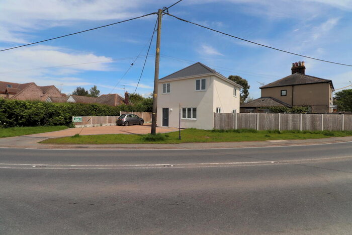3 Bedroom Detached House To Rent In Weeley Road, Little Clacton, CO16
