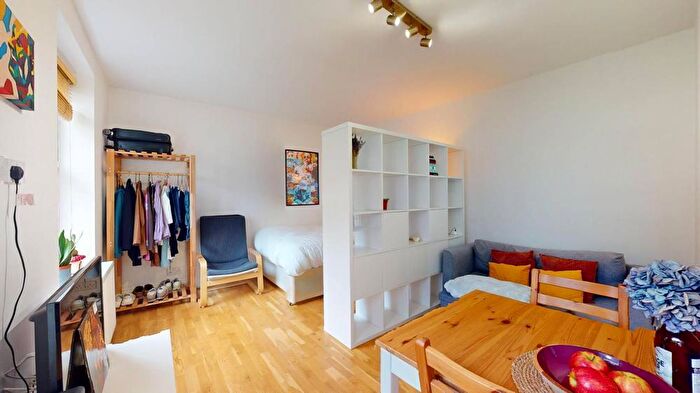 Apartment To Rent In Gloucester Place, Marylebone, London, NW1