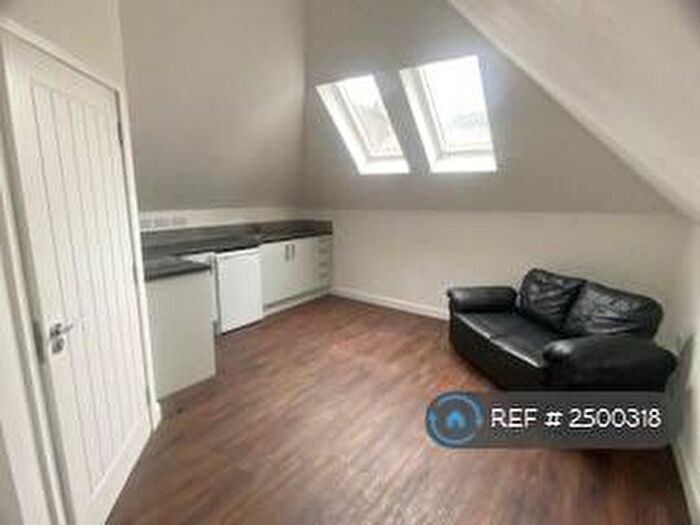 1 Bedroom Flat To Rent In Ninetree Hill, Bristol, BS1