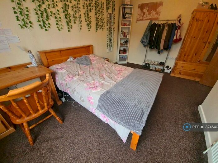 5 Bedroom Terraced House To Rent In Royal Park Terrace, Leeds, LS6