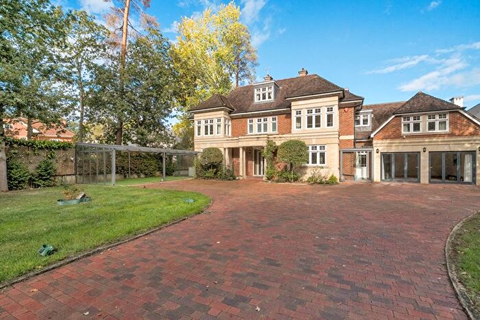 7 Bedroom Detached House To Rent In Windsor Road, Ascot, SL5