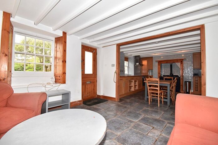 4 Bedroom Terraced House To Rent In Mutton Row, Penryn, TR10