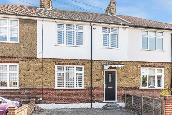 3 Bedroom Terraced House For Sale In Woodside Crescent, Sidcup, DA15