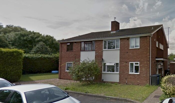 2 Bedroom Flat To Rent In Chatsworth Avenue, Cambridge, CB4