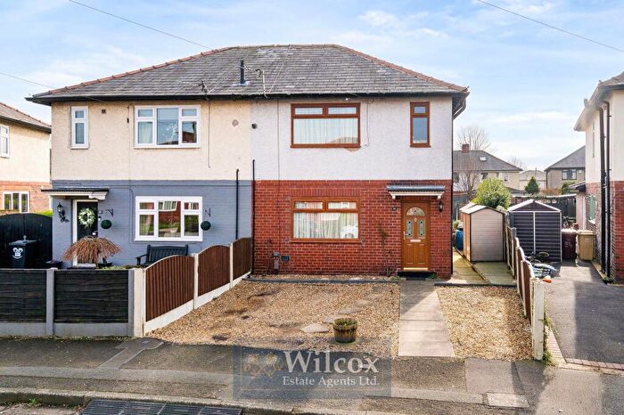 3 Bedroom Semi-Detached House For Sale In Nuttall Avenue, Horwich, BL6