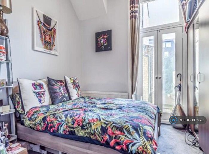 2 Bedroom Flat To Rent In Courthope Road, London, NW3
