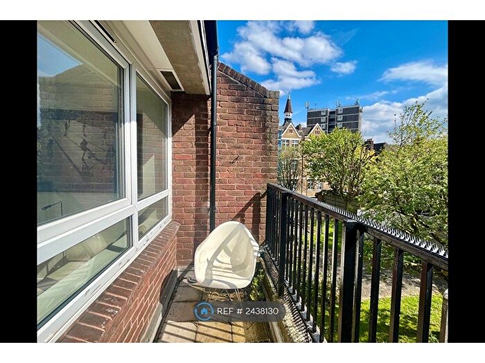 1 Bedroom Flat To Rent In Potier Street, London, SE1