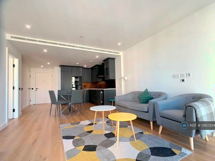 1 Bedroom Flat To Rent In Emery Way, London, E1W
