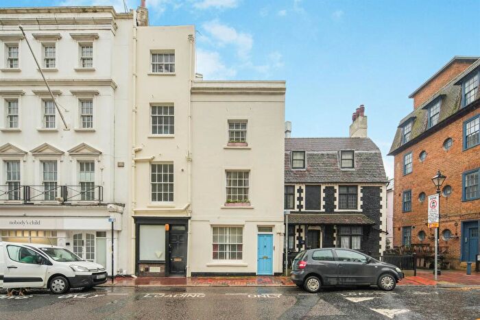 3 Bedroom Town House For Sale In Bartholomews, Brighton, BN1