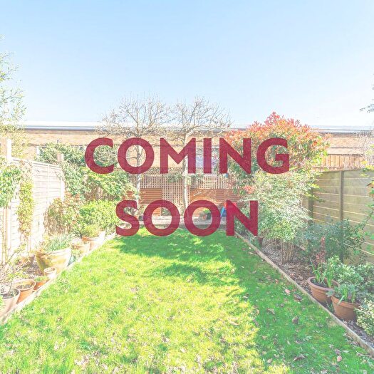 5 Bedroom Terraced House To Rent In Hillfield Avenue, Crouch End, London, N8