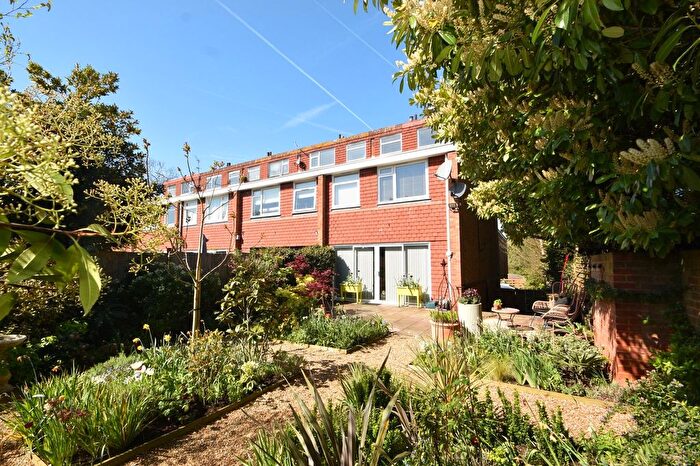 3 Bedroom Terraced House For Sale In Ridgemount, Weybridge, KT13