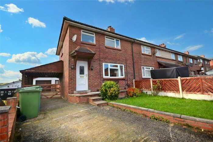 3 Bedroom Town House To Rent In Cardinal Grove, Beeston, Leeds, LS11