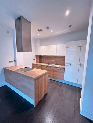 1 Bedroom Flat To Rent In Tobacco Wharf, Liverpool, L5